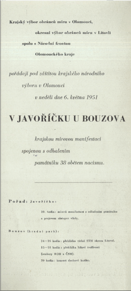 Pamětní brožura Javoříčko vydaná krajským výborem obránců míru v Olomouci v roce 1951 k prvnímu odhalení pomníku; kvůli špatnému počasí organizátoři museli mírovou manifestaci přesunout z původního termínu 6. května na neděli 20. května 1951.