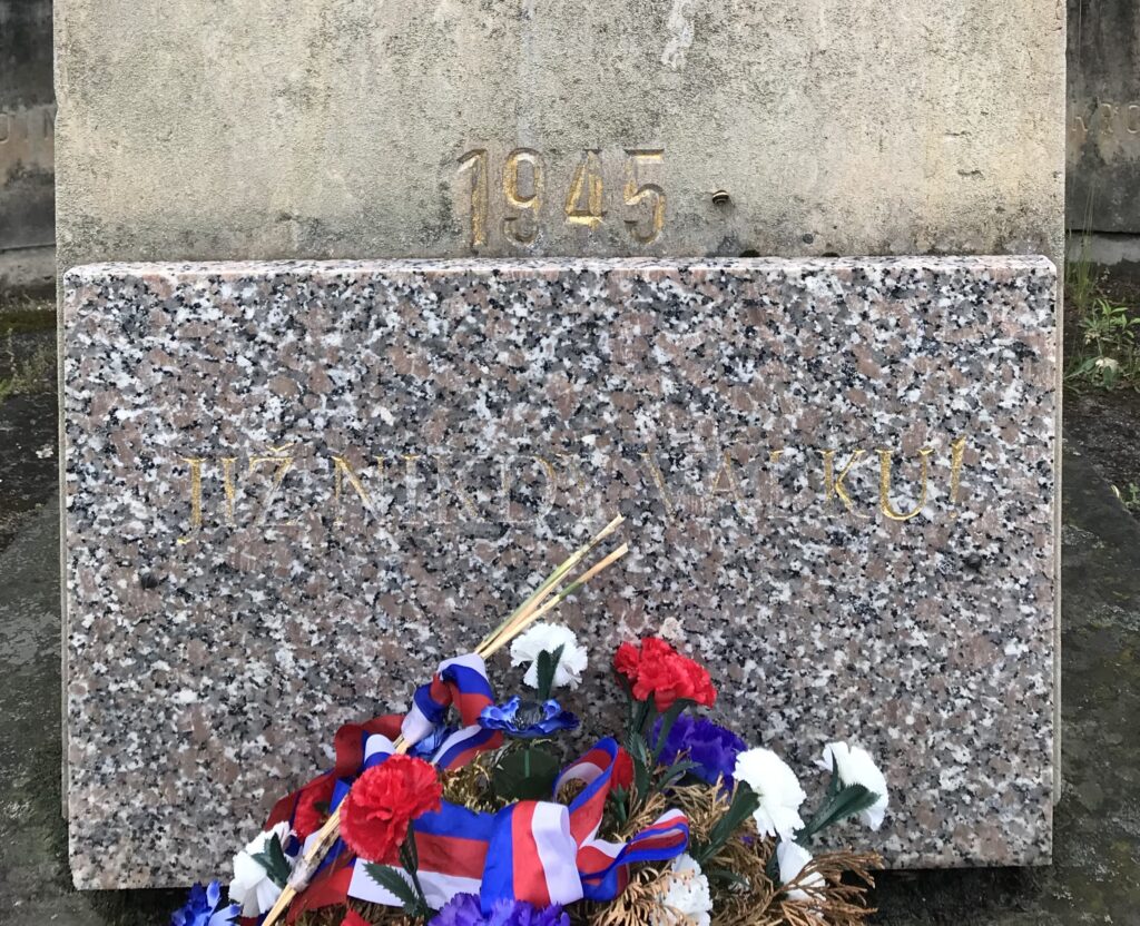 Dedikace památníku, současný stav /foto autorů 2022