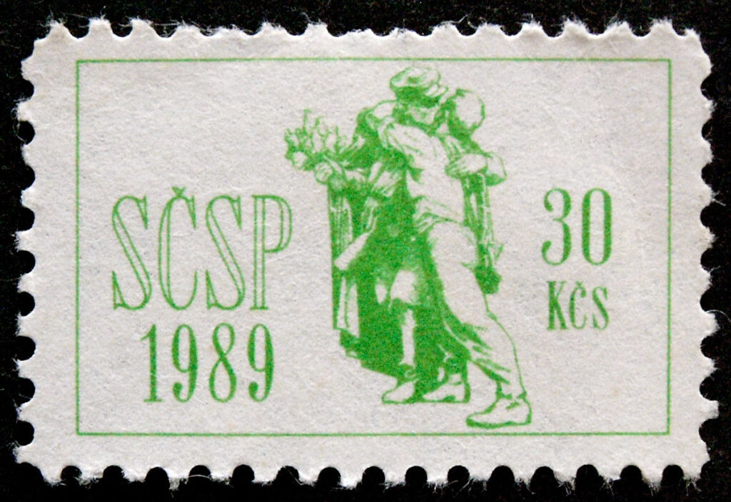 Členská známka Svazu československo-sovětského přátelství / Wikimedia Commons, File:Členská známka SČSP 1989 30 Kčs.jpg