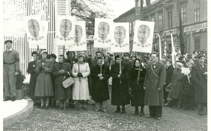 Odhalení pomníku Stalina v Šumperku v prosinci 1951 /Vlastivědné muzeum v Šumperku